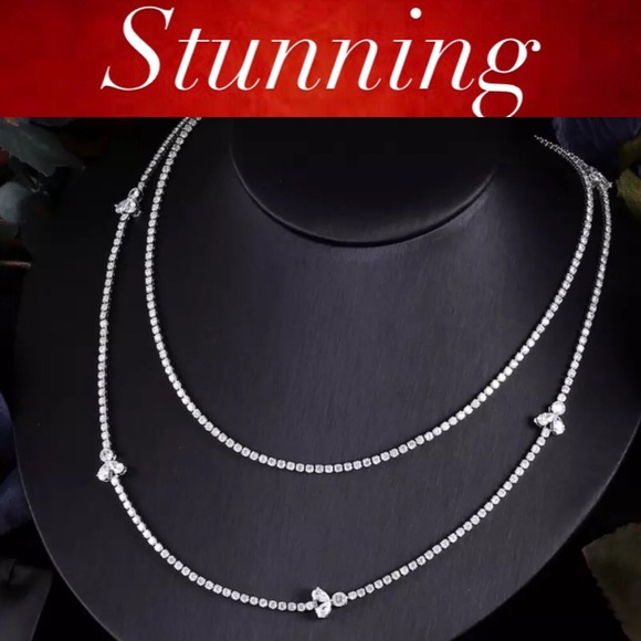 NIB 18kt White gold 57 inches Tennis Necklace